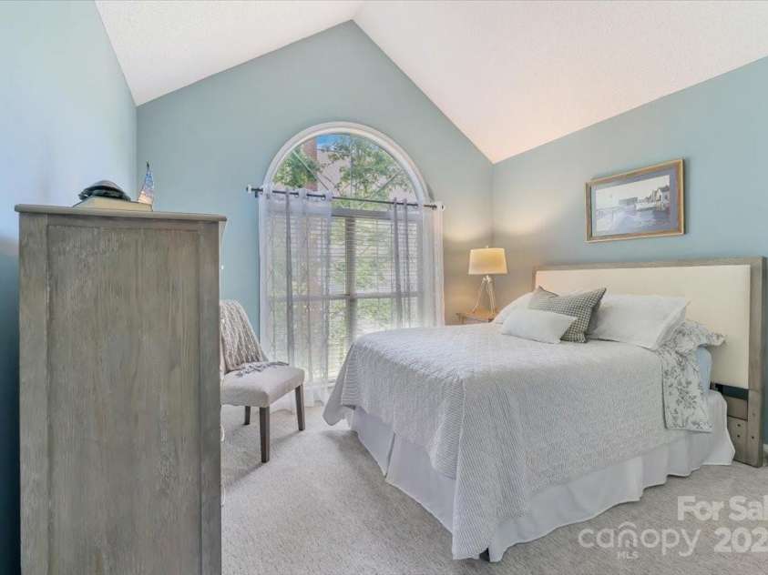 9040 Scottsboro Drive, Huntersville, NC 28078.  MLS# CAR4271133, YatesRealty ID 20900. 