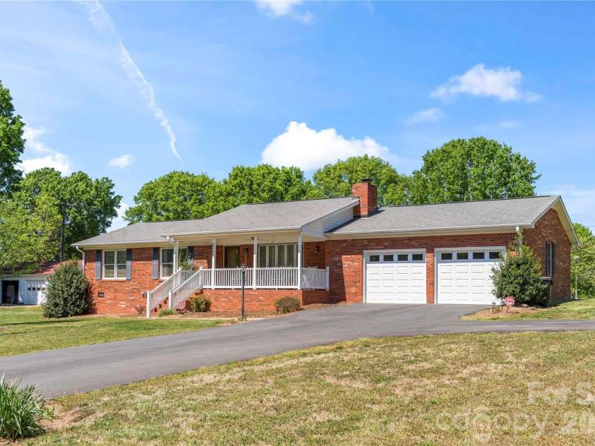 2503 White Store Road, Wingate, NC 28174.  MLS# CAR4368423, YatesRealty ID 20901. 