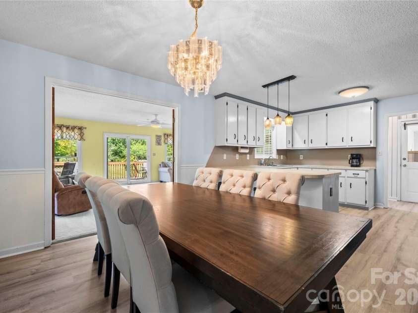 2503 White Store Road, Wingate, NC 28174.  MLS# CAR4368423, YatesRealty ID 20901. Dining room