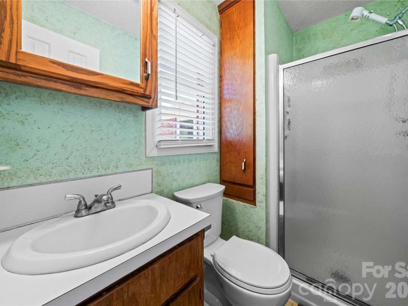 2503 White Store Road, Wingate, NC 28174.  MLS# CAR4368423, YatesRealty ID 20901. Primary Bathroom