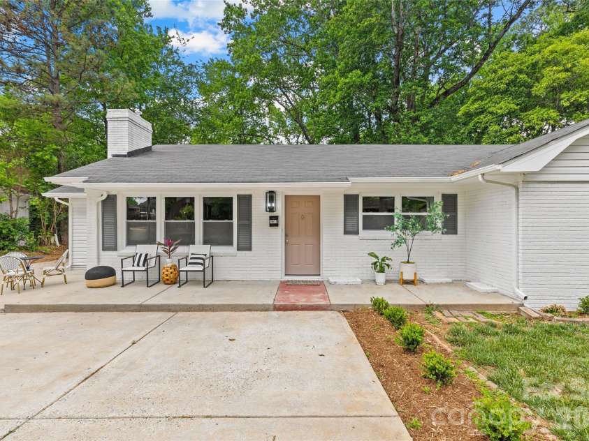 1915 Birchcrest Drive, Charlotte, NC 28205.  MLS# CAR4376317, YatesRealty ID 20902. 