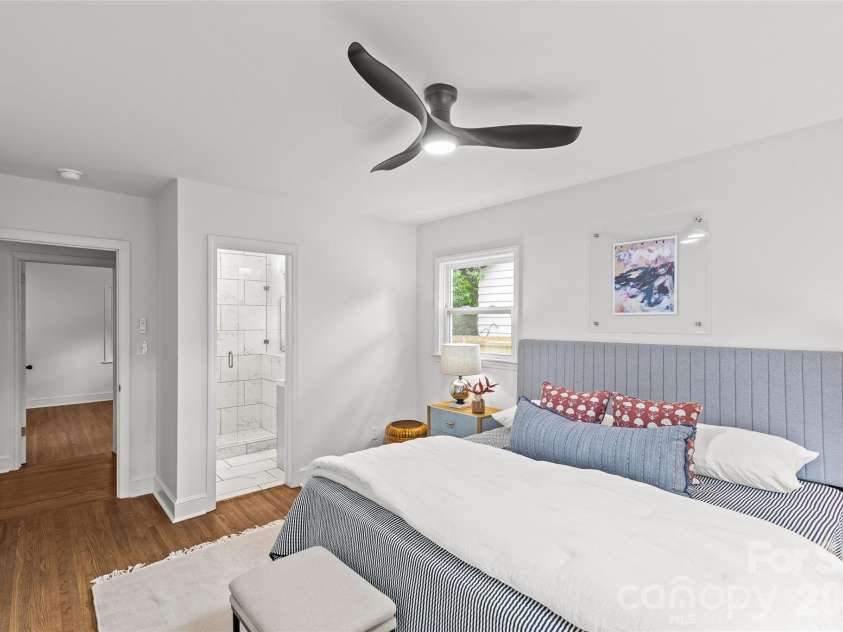 1915 Birchcrest Drive, Charlotte, NC 28205.  MLS# CAR4376317, YatesRealty ID 20902. 