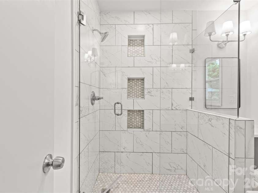 1915 Birchcrest Drive, Charlotte, NC 28205.  MLS# CAR4376317, YatesRealty ID 20902. 