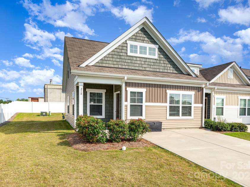 218 Canina Lane, Indian Trail, NC 28079.  MLS# CAR4266881, YatesRealty ID 20902. 