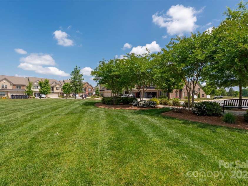 5014 Forest Hills Place, Fort Mill, SC 29707.  MLS# CAR4256572, YatesRealty ID 20906. 