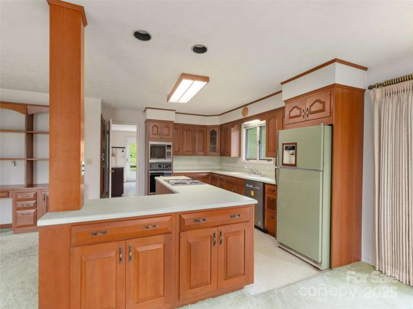 202 Terrell Road, Clyde, NC 28721.  MLS# CAR4265731, YatesRealty ID 20907. 