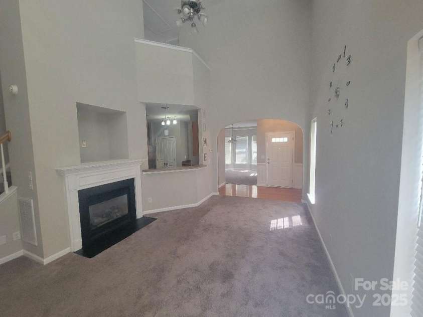 1715 Crabapple Tree Lane, Charlotte, NC 28214.  MLS# CAR4268525, YatesRealty ID 20908. 