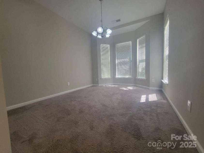 1715 Crabapple Tree Lane, Charlotte, NC 28214.  MLS# CAR4268525, YatesRealty ID 20908. 