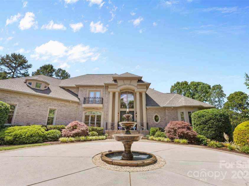 1405 Saratoga Woods Drive, Waxhaw, NC 28173.  MLS# CAR4264513, YatesRealty ID 20910. 