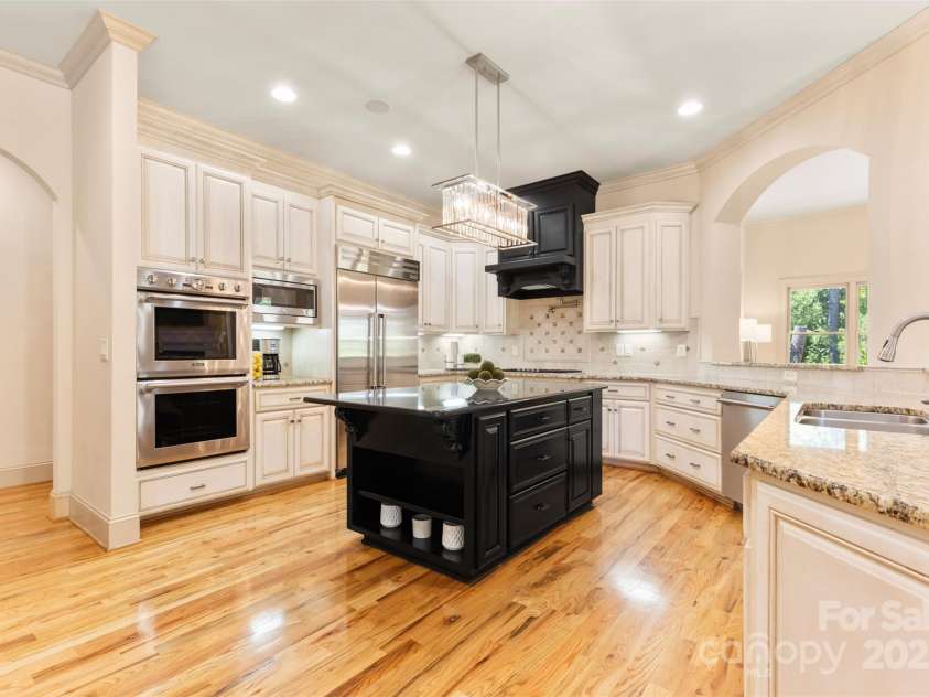 1405 Saratoga Woods Drive, Waxhaw, NC 28173.  MLS# CAR4264513, YatesRealty ID 20910. 