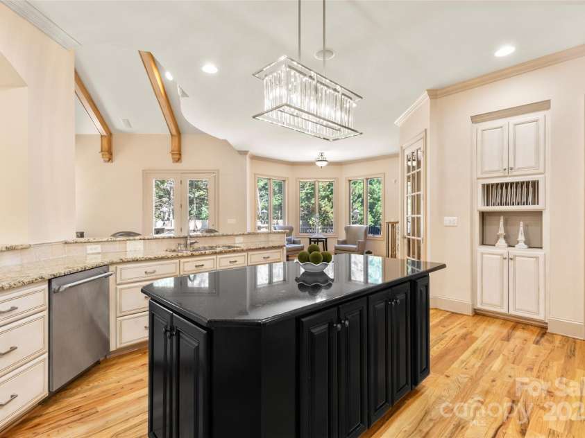 1405 Saratoga Woods Drive, Waxhaw, NC 28173.  MLS# CAR4264513, YatesRealty ID 20910. 