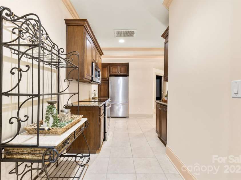 1405 Saratoga Woods Drive, Waxhaw, NC 28173.  MLS# CAR4264513, YatesRealty ID 20910. 