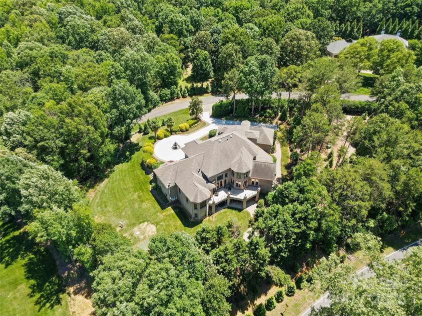 1405 Saratoga Woods Drive, Waxhaw, NC 28173.  MLS# CAR4264513, YatesRealty ID 20910. 