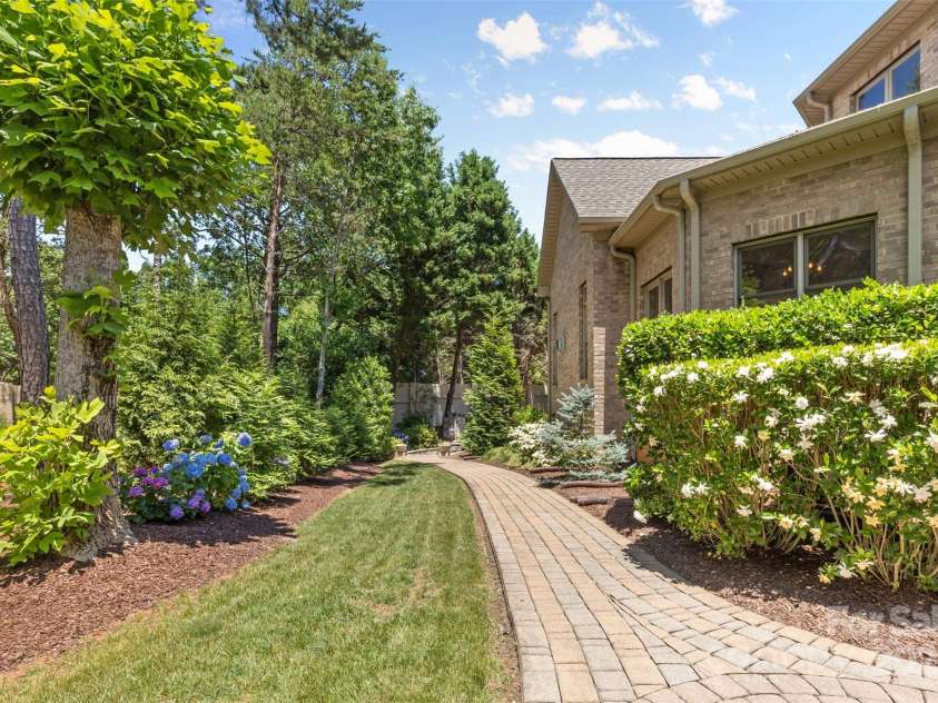 1405 Saratoga Woods Drive, Waxhaw, NC 28173.  MLS# CAR4264513, YatesRealty ID 20910. 