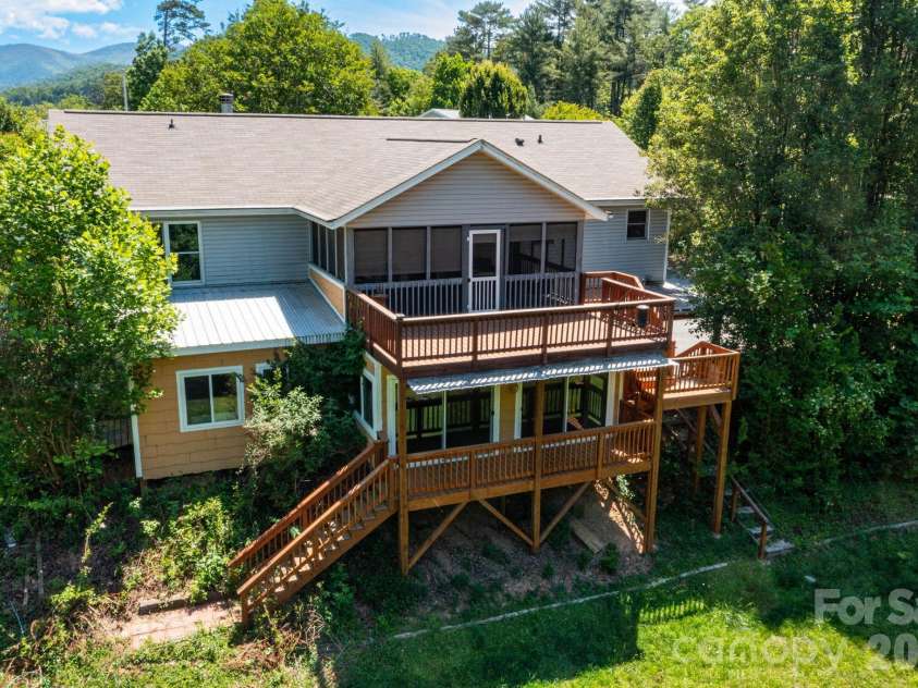 6 Arrowhead Lane, Weaverville, NC 28787.  MLS# CAR4363937, YatesRealty ID 20910. 2 Level Decks!