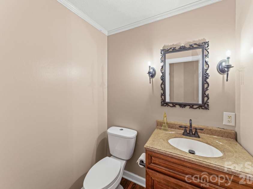200 Maple Court, Lexington, NC 27295.  MLS# CAR4390895, YatesRealty ID 20911. Main Level Half Bath