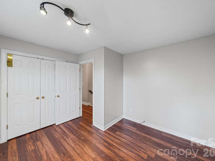 200 Maple Court, Lexington, NC 27295.  MLS# CAR4390895, YatesRealty ID 20911. Second Level Bedroom #1