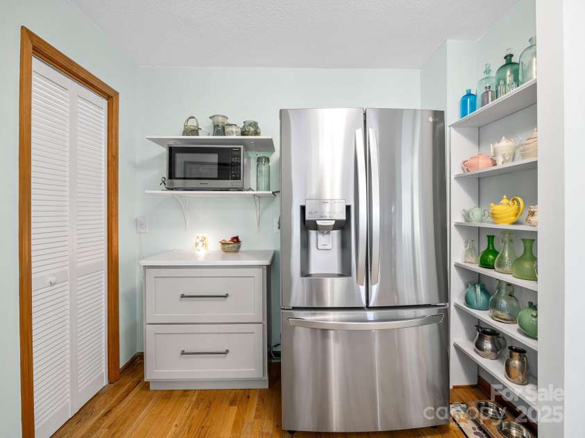 266 Case Street, Columbus, NC 28722.  MLS# CAR4265986, YatesRealty ID 20911. Kitchen has lots of storage!