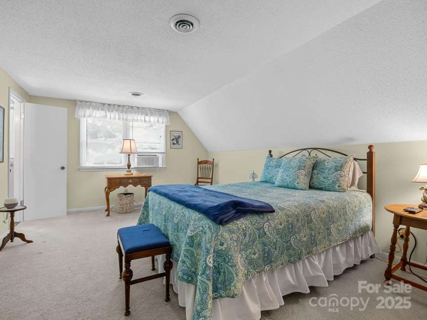 266 Case Street, Columbus, NC 28722.  MLS# CAR4265986, YatesRealty ID 20911. Spacious upstairs bathroom.