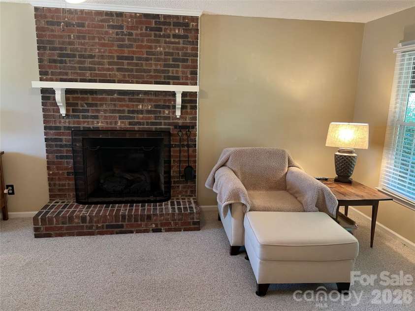 837 Deerfield Drive, Mount Holly, NC 28120.  MLS# CAR4375900, YatesRealty ID 20913. 