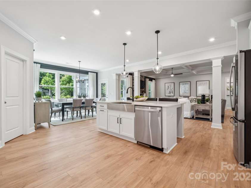 204 Coronado Avenue, Matthews, NC 28104.  MLS# CAR4271326, YatesRealty ID 20914. Example Photo