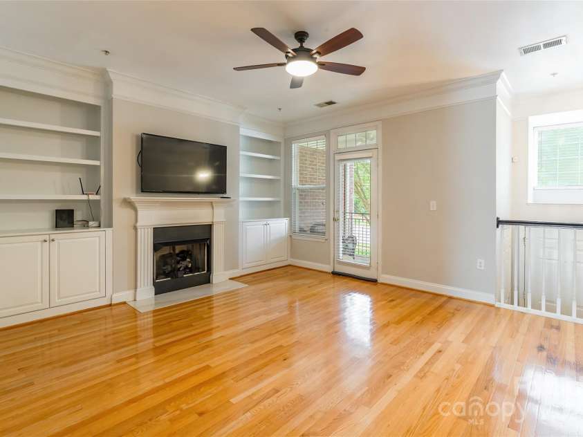 14222 Richmond Park Avenue, Charlotte, NC 28277.  MLS# CAR4271322, YatesRealty ID 20915. 