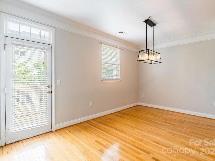 14222 Richmond Park Avenue, Charlotte, NC 28277.  MLS# CAR4271322, YatesRealty ID 20915. 