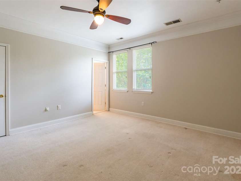 14222 Richmond Park Avenue, Charlotte, NC 28277.  MLS# CAR4271322, YatesRealty ID 20915. 