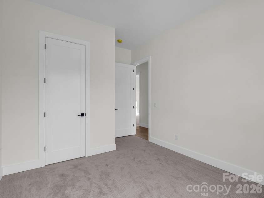90 Summit Hill Road, Hendersonville, NC 28791.  MLS# CAR4359602, YatesRealty ID 20915. 