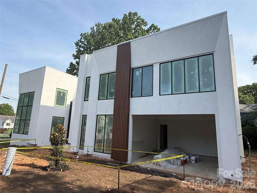1159 Woodside Avenue, Charlotte, NC 28205.  MLS# CAR4377171, YatesRealty ID 20916. 