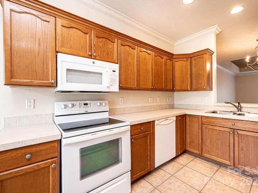 1492 Mulberry Ridge Drive, Newton, NC 28658.  MLS# CAR4272120, YatesRealty ID 20917. 