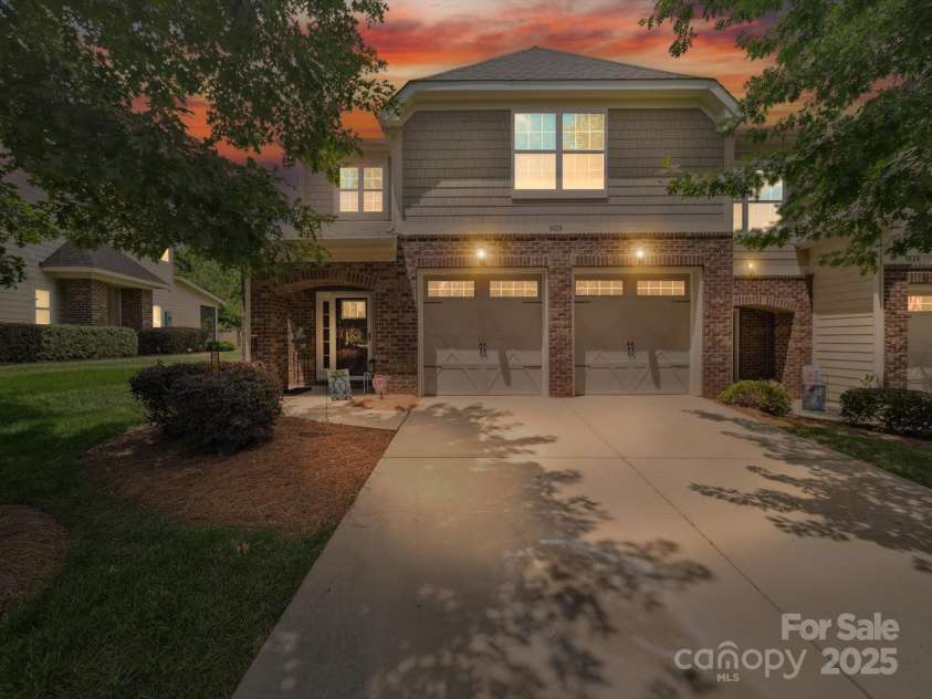 9428 Carneros Creek Road, Charlotte, NC 28214.  MLS# CAR4272319, YatesRealty ID 20918. 