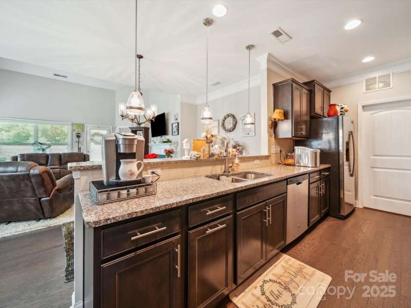 9428 Carneros Creek Road, Charlotte, NC 28214.  MLS# CAR4272319, YatesRealty ID 20918. 
