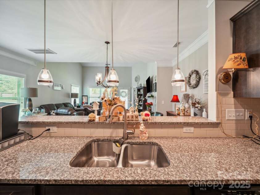 9428 Carneros Creek Road, Charlotte, NC 28214.  MLS# CAR4272319, YatesRealty ID 20918. 
