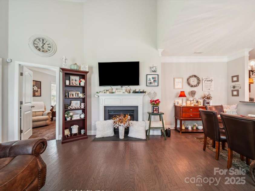 9428 Carneros Creek Road, Charlotte, NC 28214.  MLS# CAR4272319, YatesRealty ID 20918. 