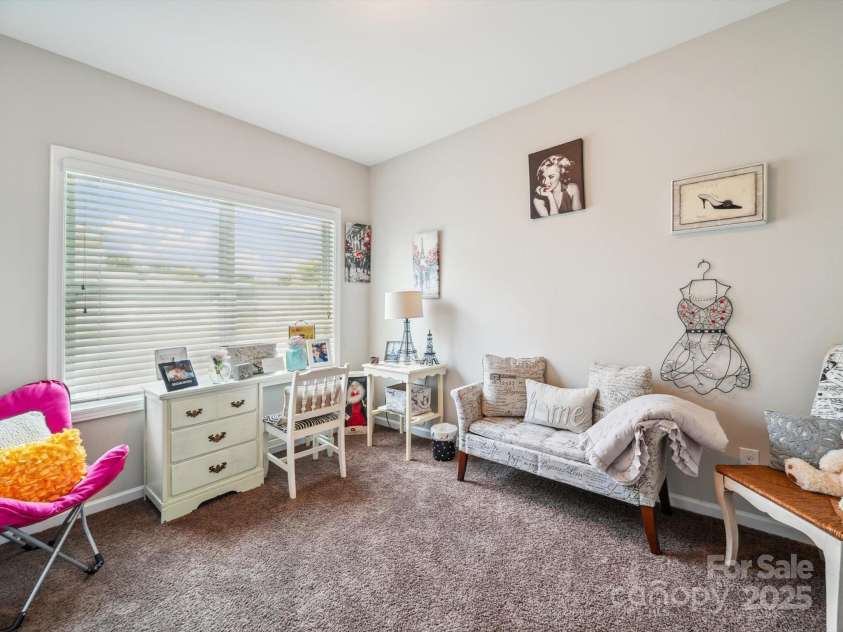 9428 Carneros Creek Road, Charlotte, NC 28214.  MLS# CAR4272319, YatesRealty ID 20918. 