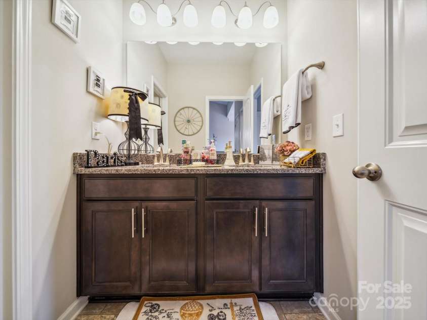 9428 Carneros Creek Road, Charlotte, NC 28214.  MLS# CAR4272319, YatesRealty ID 20918. 