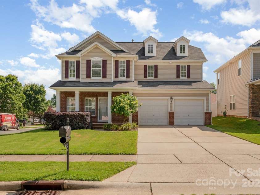 124 Glade Valley Avenue, Mooresville, NC 28117.  MLS# CAR4271579, YatesRealty ID 20919. 