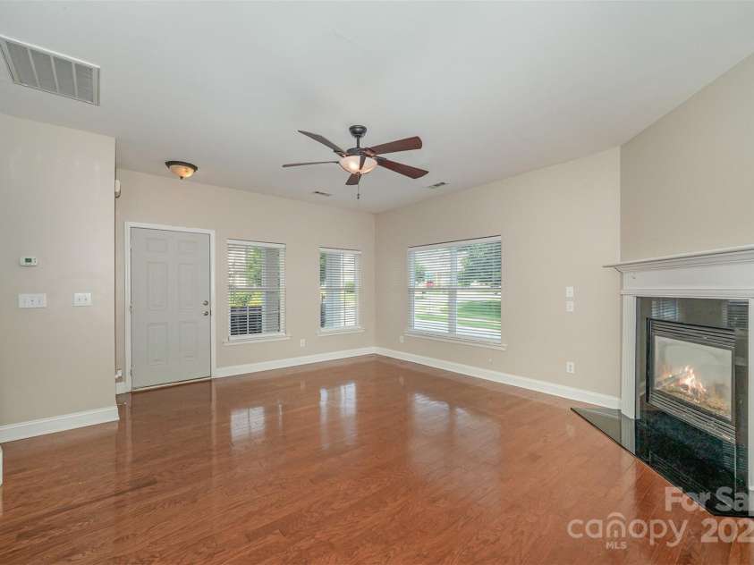 124 Glade Valley Avenue, Mooresville, NC 28117.  MLS# CAR4271579, YatesRealty ID 20919. 