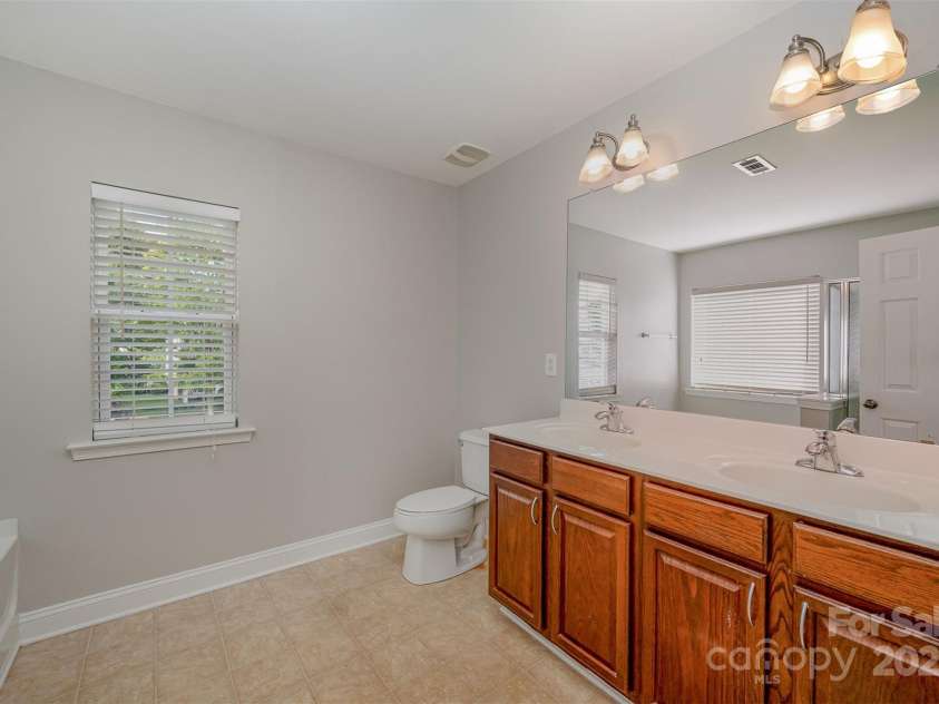 124 Glade Valley Avenue, Mooresville, NC 28117.  MLS# CAR4271579, YatesRealty ID 20919. 