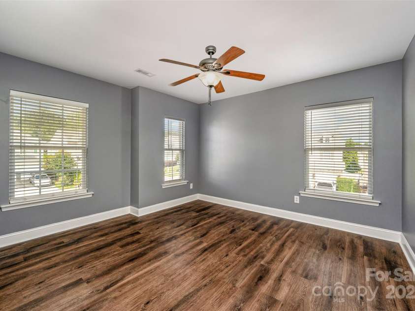 124 Glade Valley Avenue, Mooresville, NC 28117.  MLS# CAR4271579, YatesRealty ID 20919. 