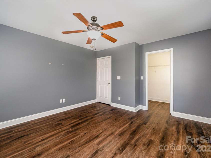 124 Glade Valley Avenue, Mooresville, NC 28117.  MLS# CAR4271579, YatesRealty ID 20919. 