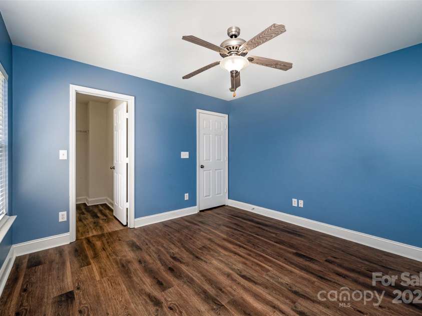 124 Glade Valley Avenue, Mooresville, NC 28117.  MLS# CAR4271579, YatesRealty ID 20919. 