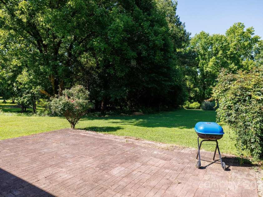 2765 Dogwood Circle, Rock Hill, SC 29732.  MLS# CAR4272107, YatesRealty ID 20920. 