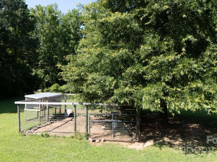 2765 Dogwood Circle, Rock Hill, SC 29732.  MLS# CAR4272107, YatesRealty ID 20920. 