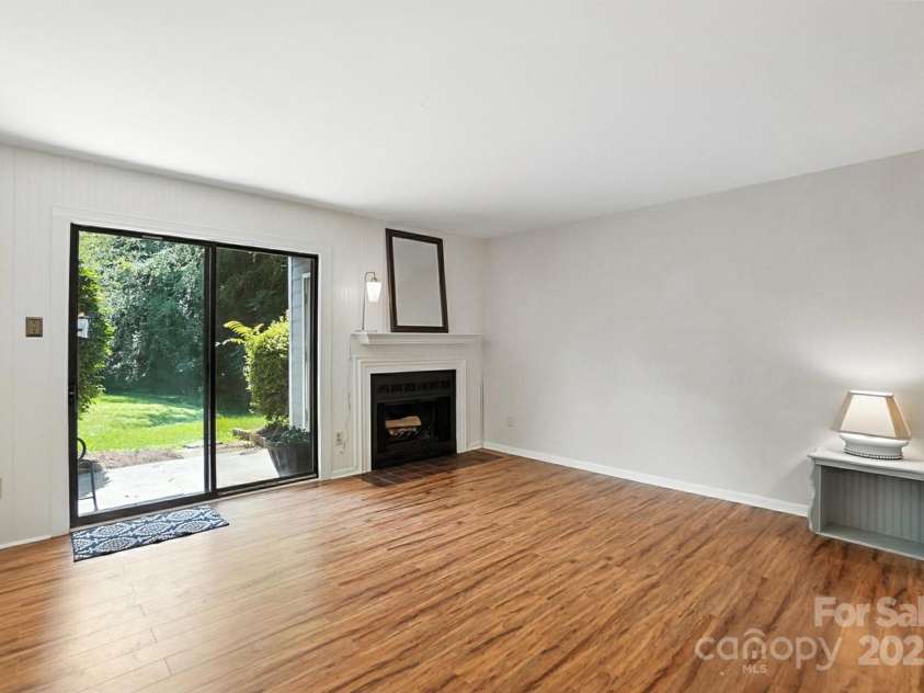 3020 Heathstead Place, Charlotte, NC 28210.  MLS# CAR4272619, YatesRealty ID 20922. 