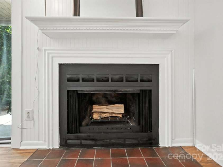 3020 Heathstead Place, Charlotte, NC 28210.  MLS# CAR4272619, YatesRealty ID 20922. 