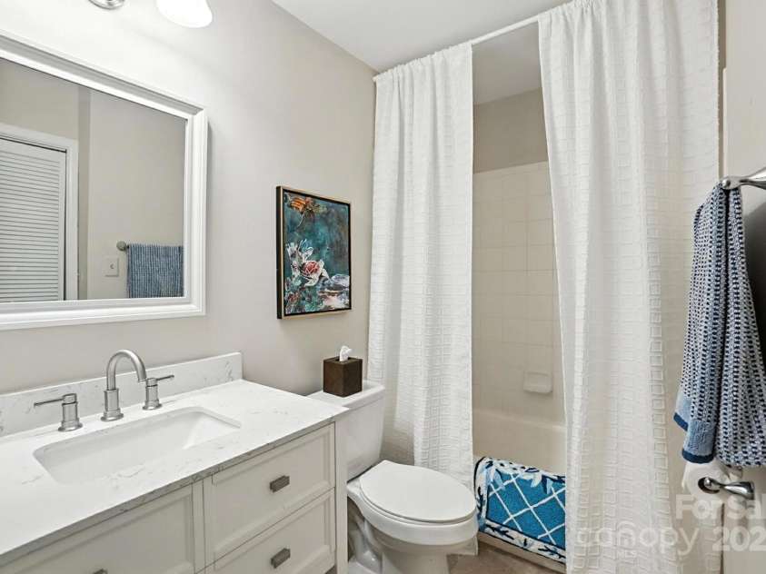 3020 Heathstead Place, Charlotte, NC 28210.  MLS# CAR4272619, YatesRealty ID 20922. 
