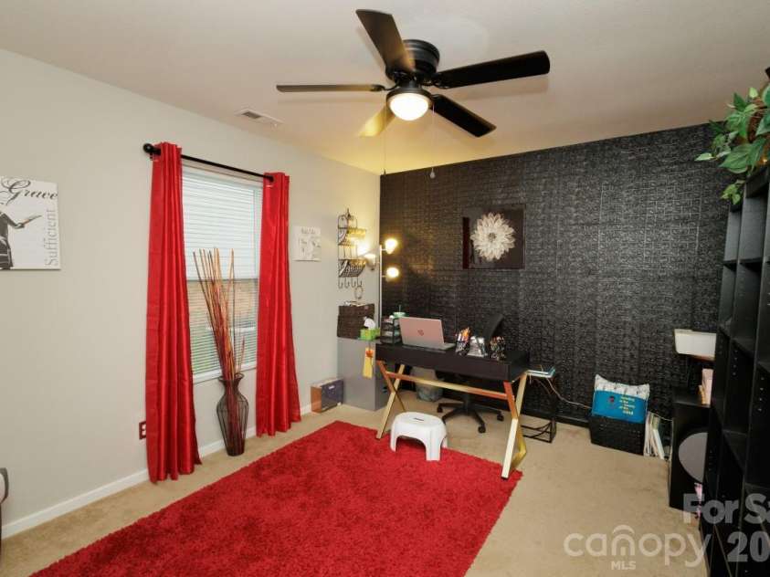 6135 Blue Ash Lane, Charlotte, NC 28215.  MLS# CAR4371813, YatesRealty ID 20922. Office on Main