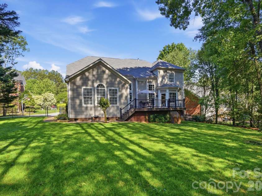 3105 Stanway Court, Waxhaw, NC 28173.  MLS# CAR4372880, YatesRealty ID 20924. Back Yard
